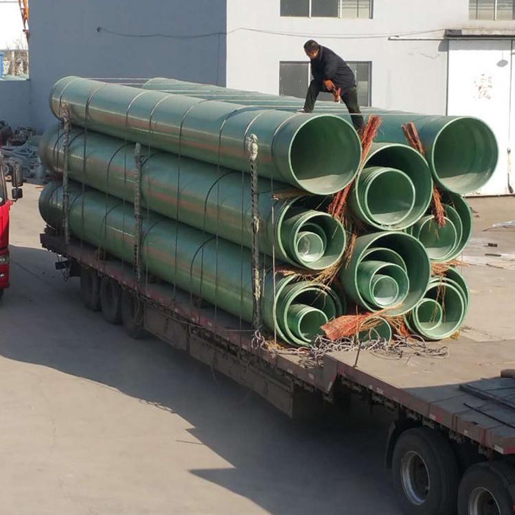 玻璃鋼夾砂管道廠家發貨現場 玻璃鋼夾砂管道廠家發貨現場